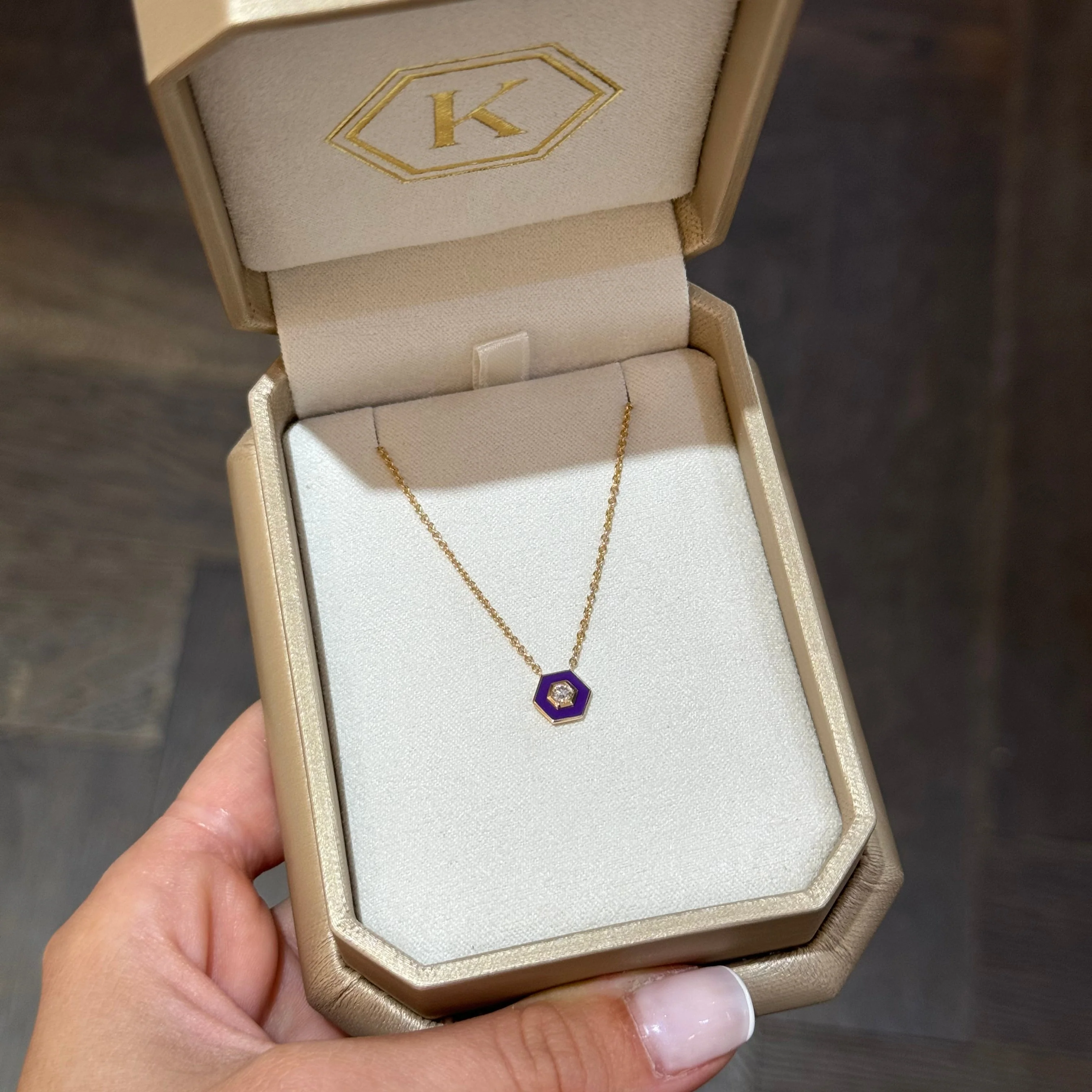 LAVENDER EYE HEXAGON NECKLACE - Image 2